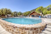 Oasis Lodge 3