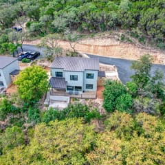 River's Edge Lodge 3