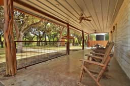 Lonestar Lodge in Concan
