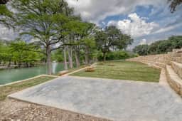 Bent River Cabin #1 @ Frio River Escape