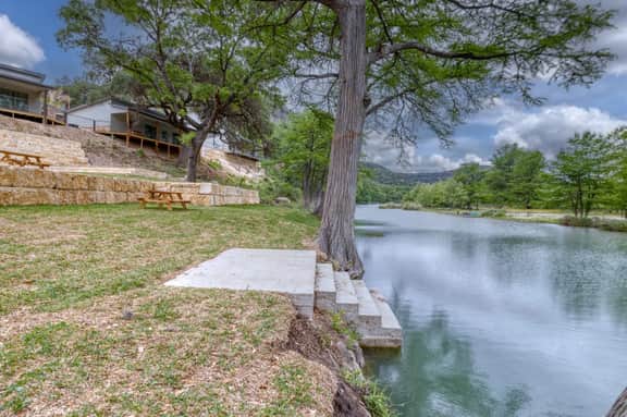 Oasis Cabin #2 on the Frio