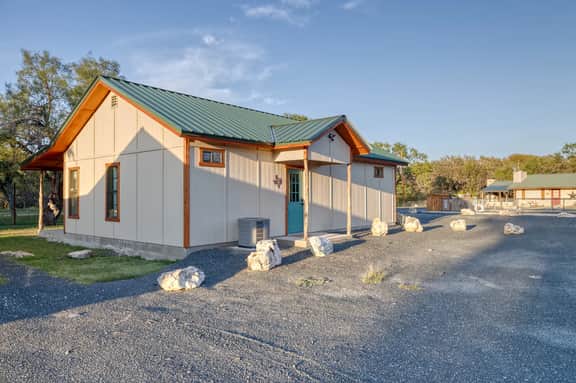 Bent River Cabin #3 @ Frio River Escape