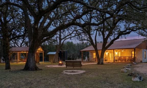 Lonestar Lodge in Concan