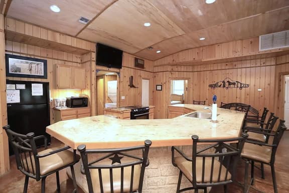 Lonestar Lodge in Concan