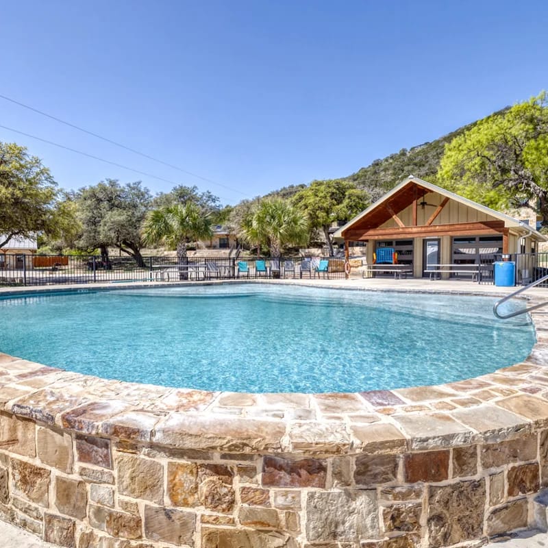 Oasis Lodge 3